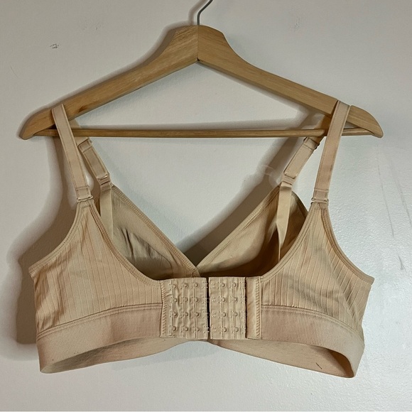 Beige Wireless Nursing Bra – Large | Adjustable, Soft & Supportive - Picture 6 of 11
